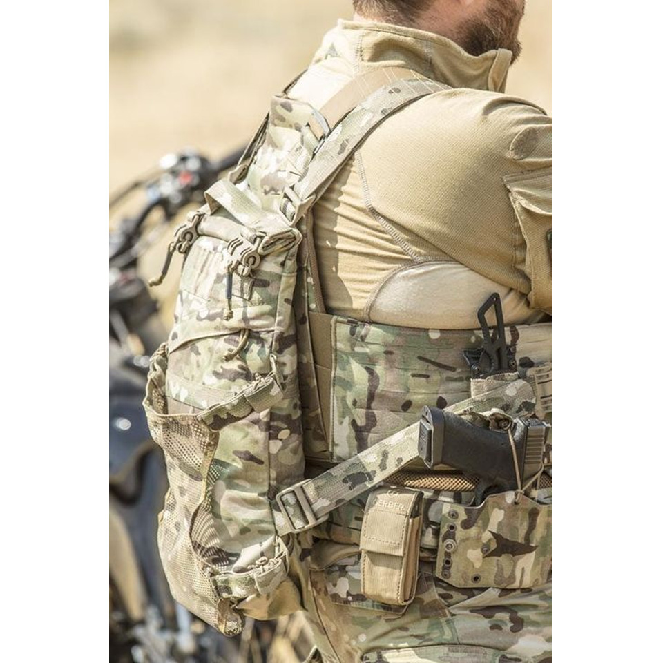 First Spear VERTICAL ENVELOPMENT PACK (VEP) – Coyote | 七洋交産