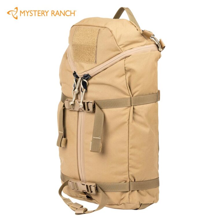 MR-HITCHHIKER-20